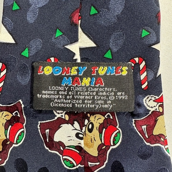 Looney Tunes 1993 Christmas Tie 🎄​​ - Picture 4 of 6